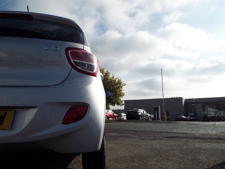2014 Hyundai i10 1.0 Premium Hatchback 5dr Petrol Manual Euro 5 (66 ps) Hatchback Petrol Manual