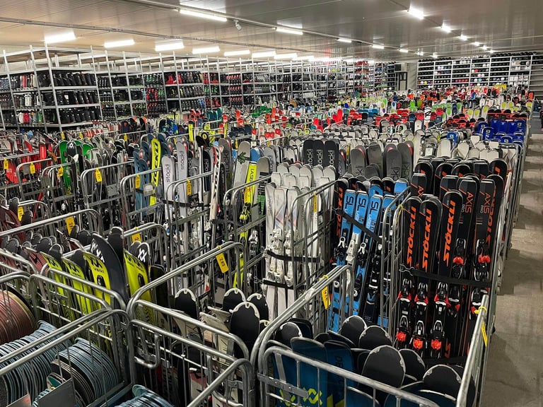 Skis ski boots, freestyle twintip freeride touring, helmet poles bindings children's women's ladies