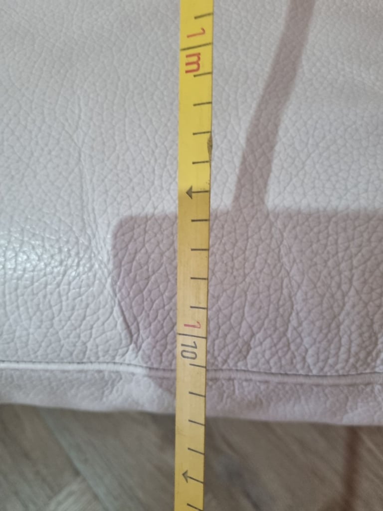 L SHAPE SOFA BED IN LEATHER