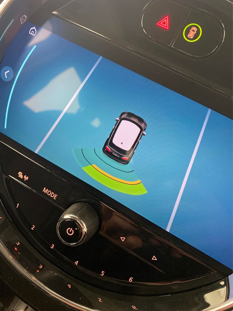 2021 MINI Clubman 1.5 Cooper Classic Estate 6dr Petrol Steptronic Euro 6 (s/s) (136 ps) - LED Est...