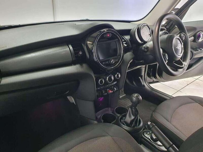 2020 MINI Hatch 1.5 Cooper Classic Hatchback 5dr HATCHBACK Petrol Manual