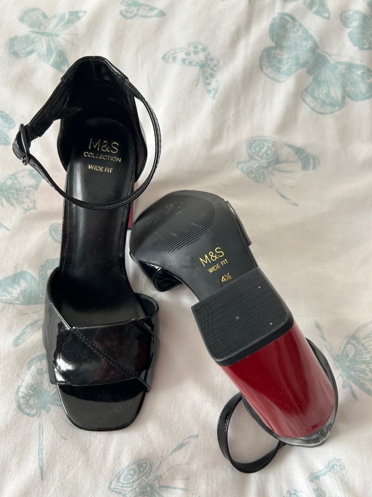 Black wide fit shoes 