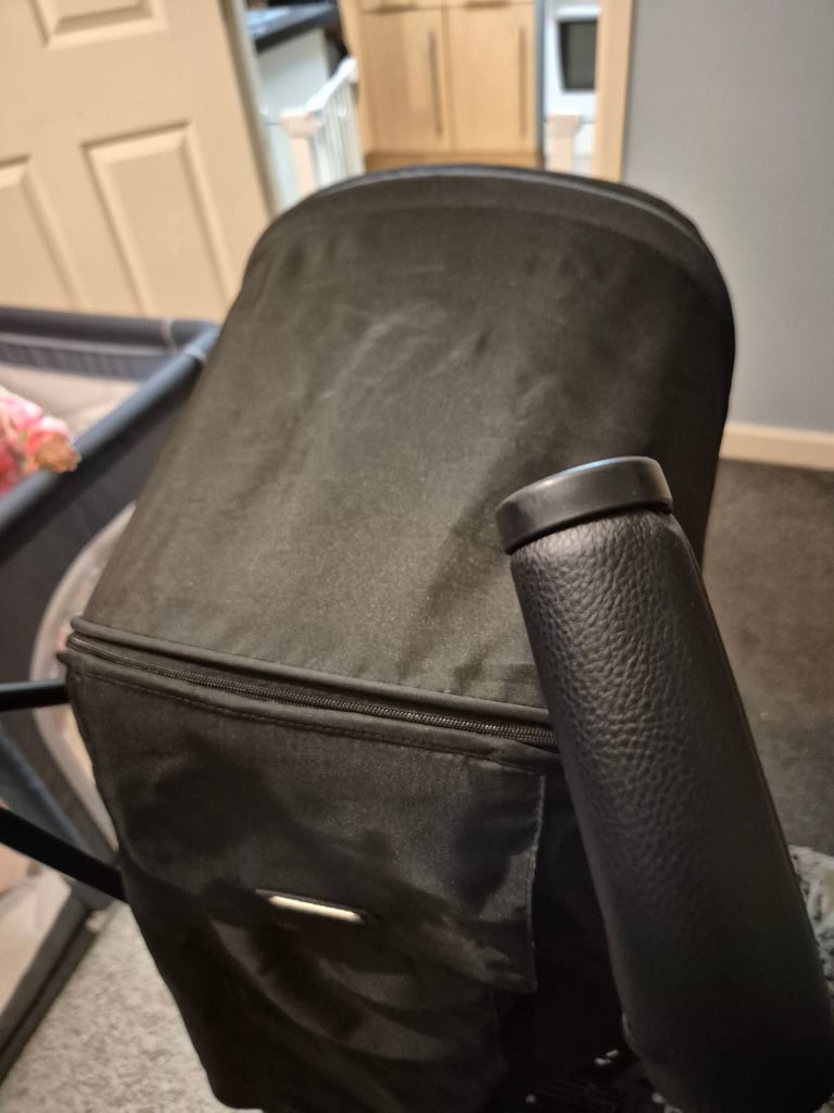 Cosatto Supa 3 Stroller Buggy - Silhouette Black Quilt - FROM BIRTH - Full Set