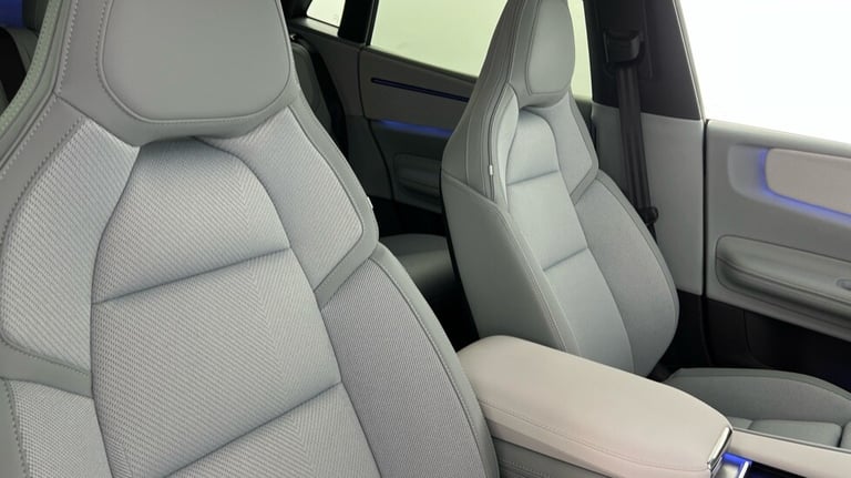 2025 Polestar Polestar 4 Polestar 4 Long range Single motor -Pilot-Plus-Privacy Glass Estate Elec...