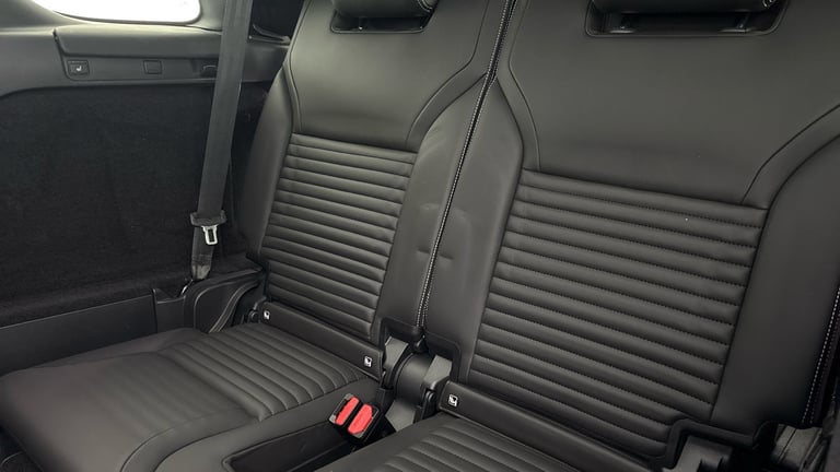 2023 Land Rover Discovery 3.0 D300 MHEV Metropolitan Edition SUV 5dr Diesel Auto 4WD Euro 6 (s/s)...