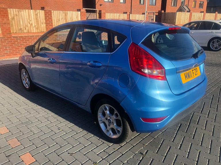 Ford Fiesta (11) Zetec 1.4 TDCi Diesel 5dr. Long MOT. £20 tax. 60 MPG. Low insurance. Brilliant cond