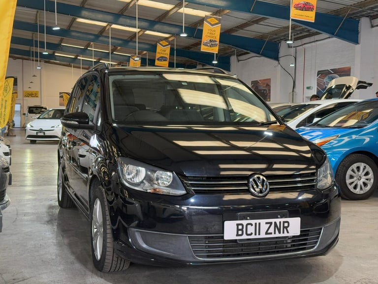 2011 Volkswagen Touran 1 380 CC VOLKS W GOLF TOURAN TSI Petrol