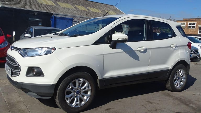 FORD ECOSPORT 1.5 Zetec 2015