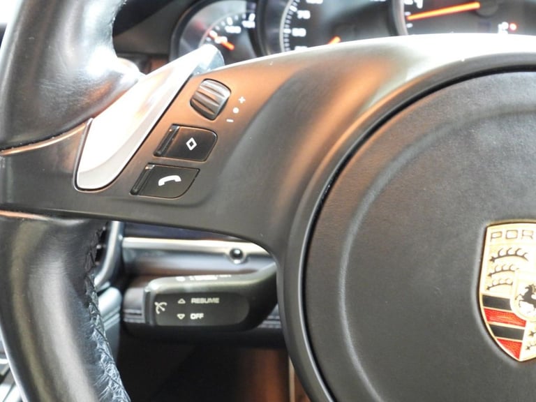 2013 63 PORSCHE PANAMERA 3.0D V6 HATCHBACK 5DR DIESEL TIPTRONICS EURO 5 (S/S) (2