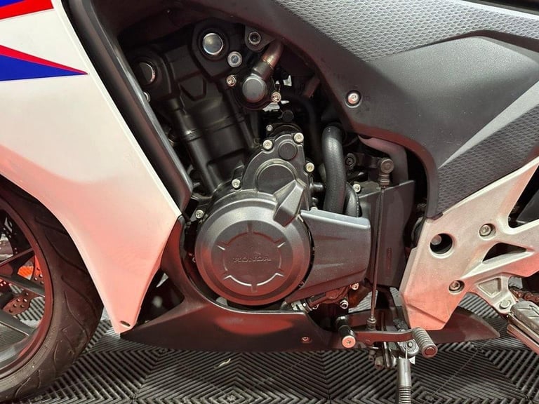 2013 13 HONDA CBR500R VERY WELL LOOKED AFTER BIKE NOT ONE ADVISORY ON MOT HISTOR
