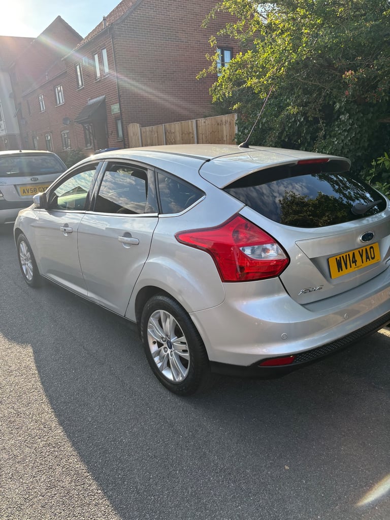 Ford, FOCUS, Estate, 2014, Manual, 1596 (cc), 5 doors