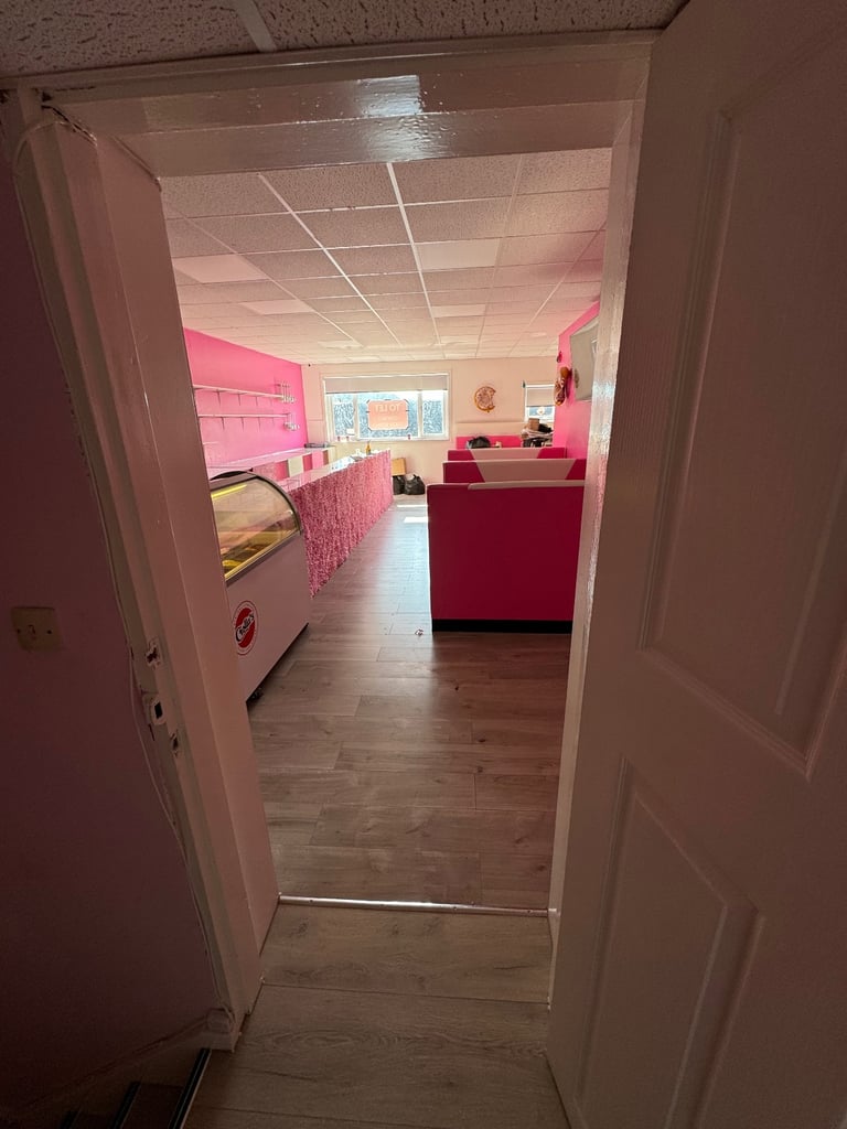 Commercial Property To-Let Cumnock Town Center