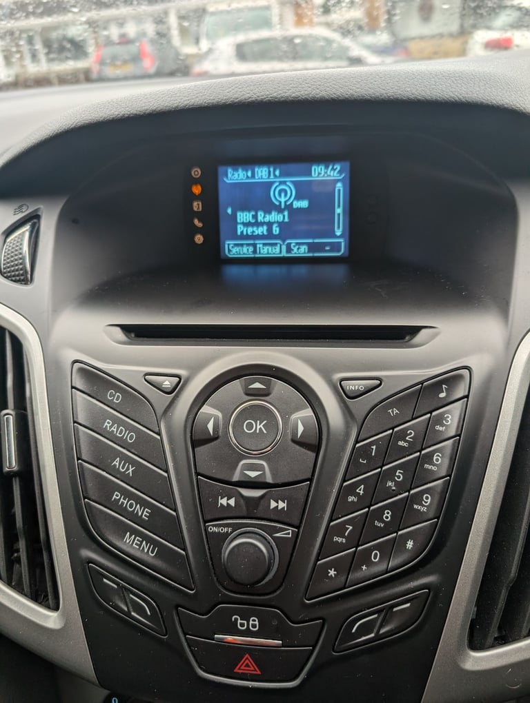 Ford, FOCUS, Hatchback, 2011, Manual, 1596 (cc), 5 doors