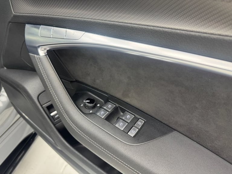 2020 Audi RS6 Avant 4.0 TFSI V8 Launch Edition Estate 5dr Petrol Tiptronic quattro Euro 6 (s/s) E...