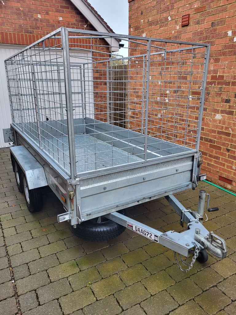  Phoenix 9`6" x 4`6" General Purpose Twin Axle Trailer.