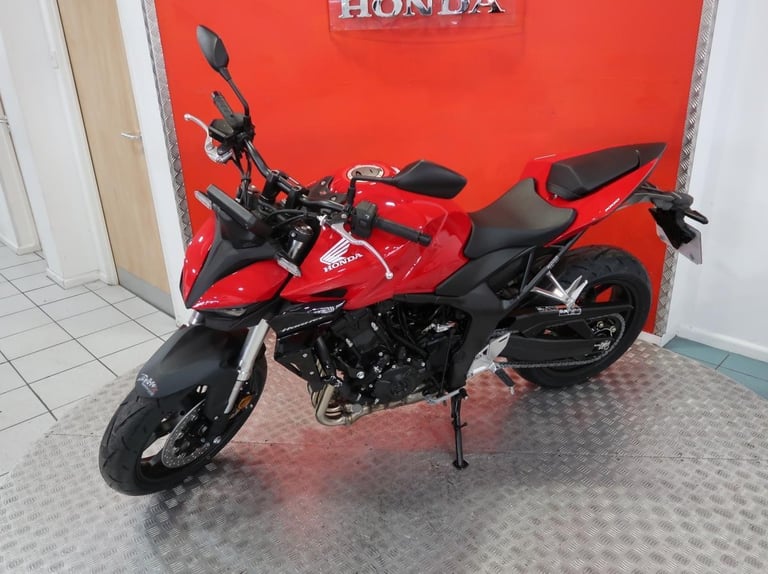 Brand new 2025 Honda CB1000 Hornet