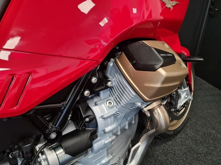 2023 23 Moto Guzzi V100 Mandello 7343 miles, clean & tidy example
