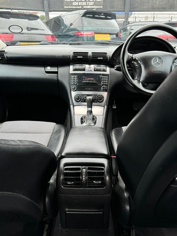 2006 Mercedes-Benz C-Class 1.8 Kompressor Avantgarde SE 4dr Saloon Petrol Automatic