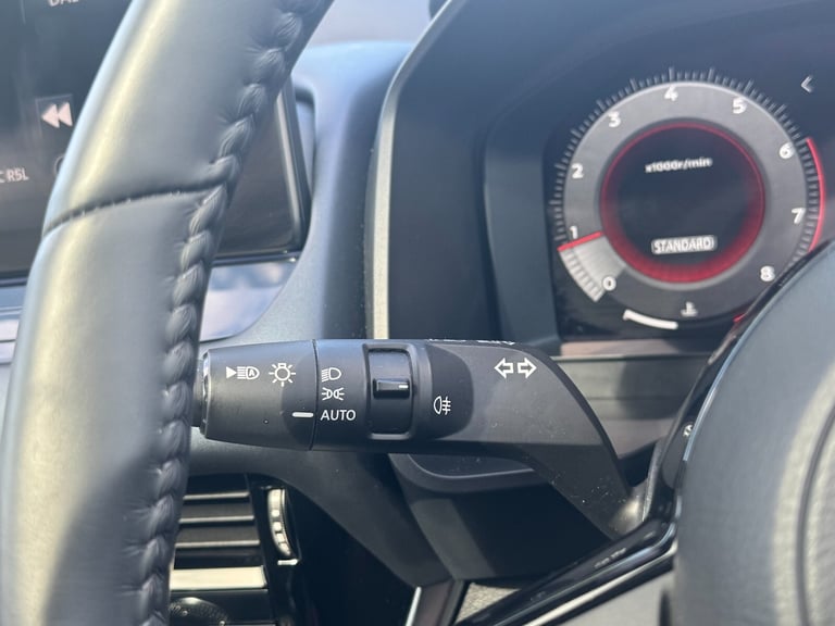 2023 Nissan Qashqai 1.3 DiG-T MH Tekna 5dr Hatchback Petrol Manual