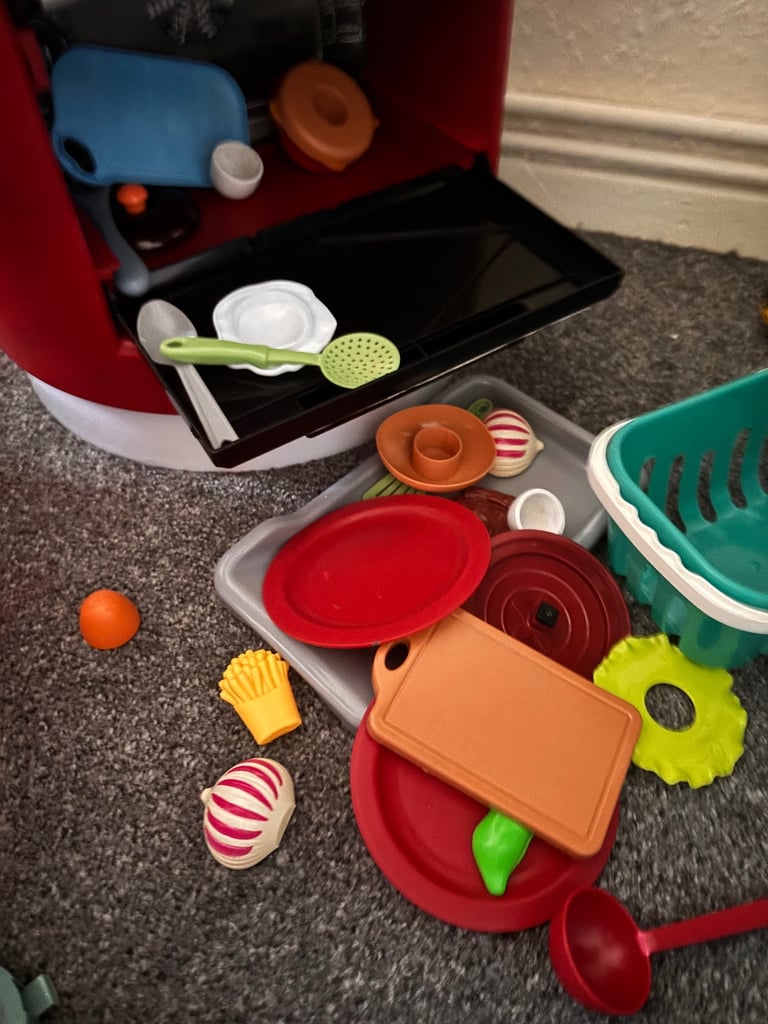 image for Toy kitchen with sounds and stimulation !