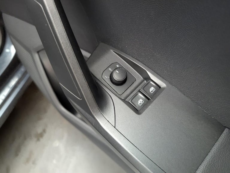 2020 SEAT Ibiza 1.0 TSI SE Technology Hatchback 5dr Petrol Manual Euro 6 (s/s) GPF (95 ps)  HATCH...