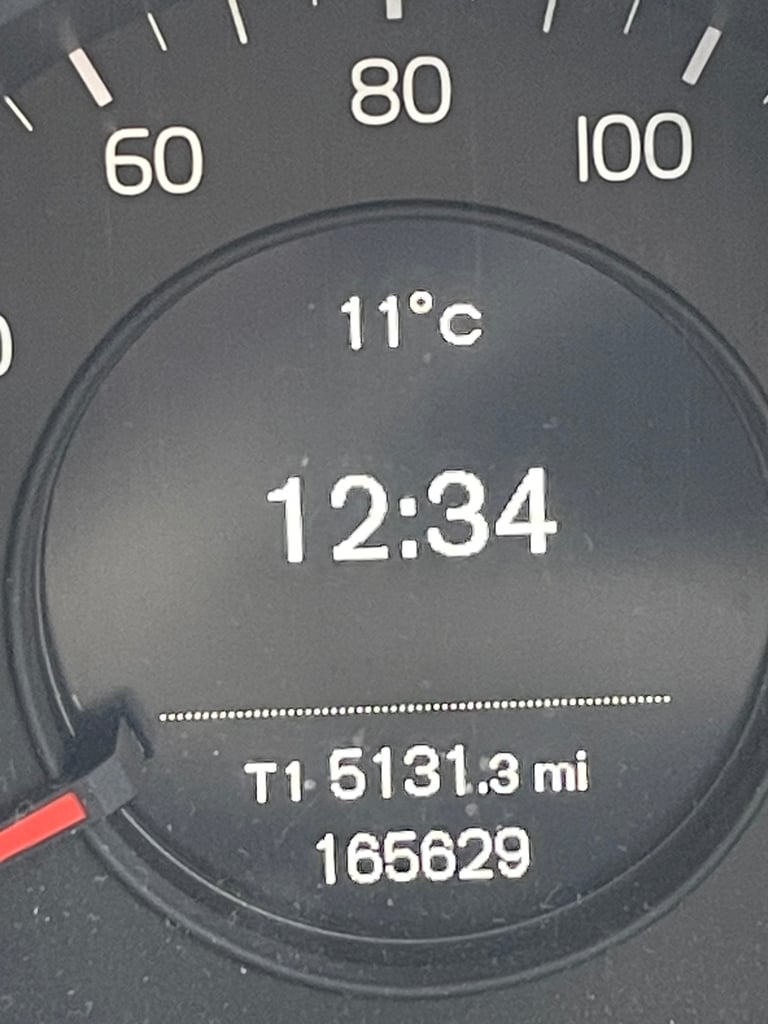 2012 Volvo V40 D2 ES Diesel - Full Panoramic Roof, SH, Cambelt, Just Serviced!