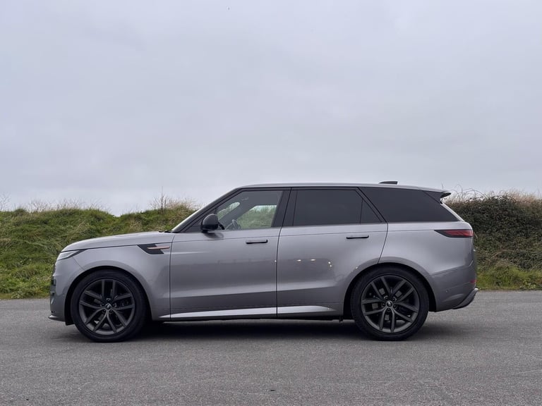 2022 Land Rover Range Rover Sport 3.0 D300 MHEV Dynamic SE Auto 4WD Euro 6 (s/s) 5dr ESTATE Diese...