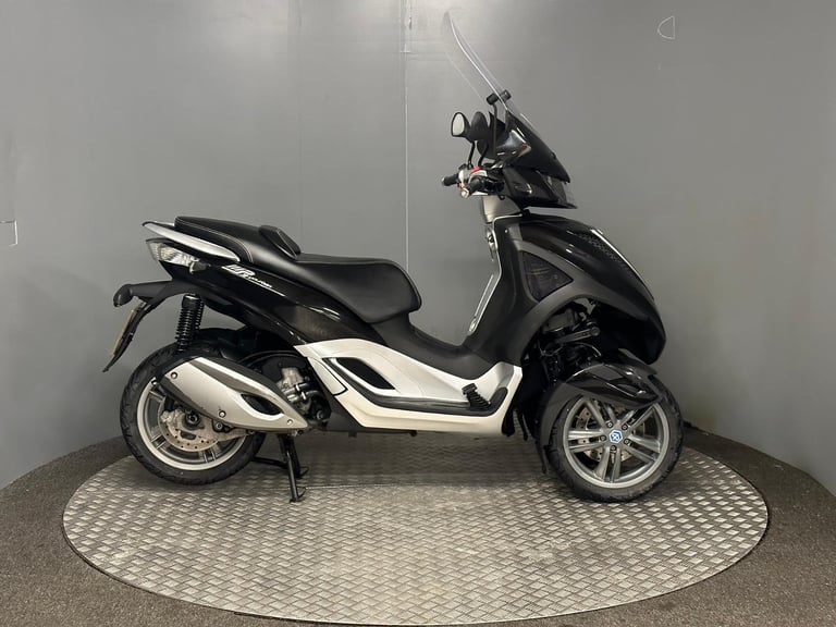 Used Piaggio mp3 lt yourban 300 for Sale | Motorbikes & Scooters | Gumtree