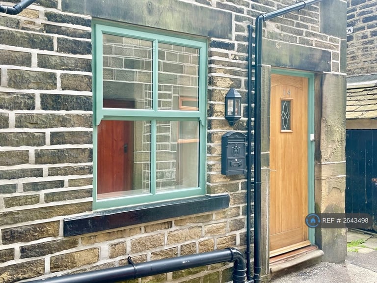 3 bedroom house in Northgate, Heptonstall, Hebden Bridge, HX7 (3 bed) (#2643498)