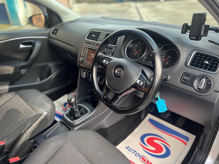 2015 Volkswagen Polo 1.0 BlueMotion Tech SE Euro 6 (s/s) 3dr HATCHBACK Petrol Manual