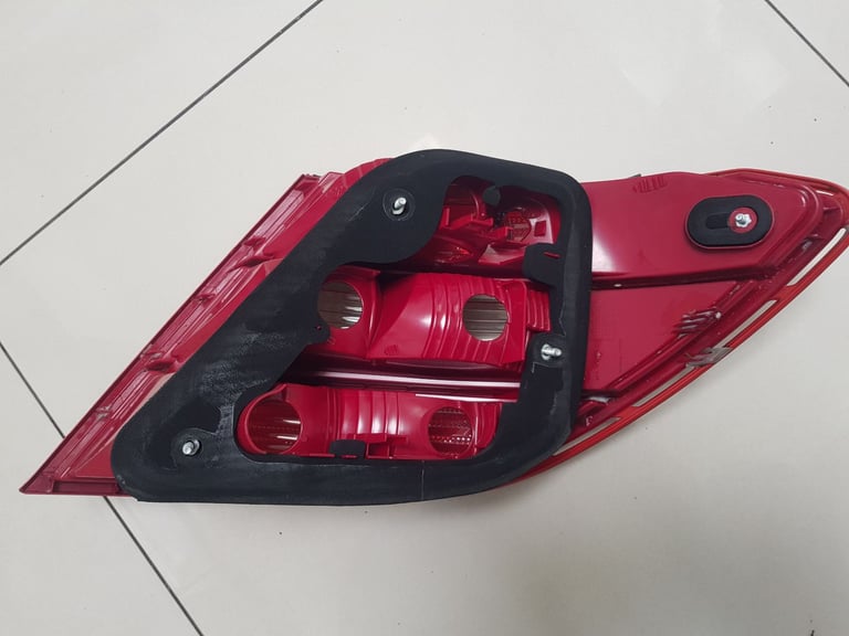 Mercedes C class rear left light W204 07-14
