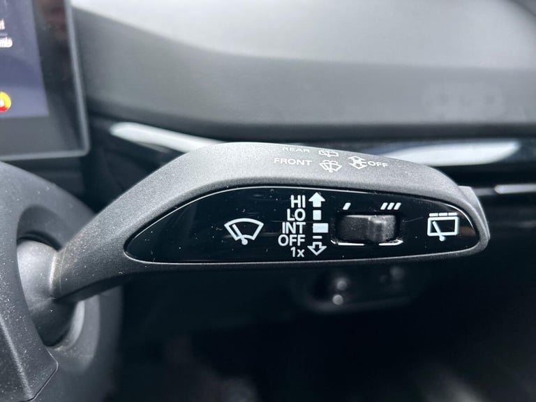 2024 MG MG4 64kWh Trophy Long Range Hatchback 5dr Electric Auto (203 ps) Hatchback ELECTRIC Autom...