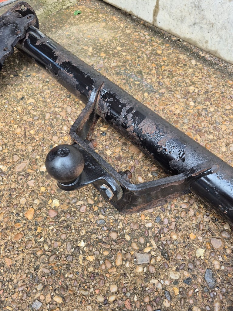 Ldv tow bar.