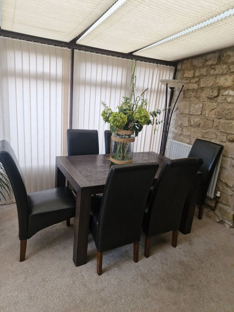 Dining Table and 6 chairs