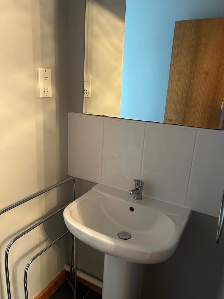 Furnished first floor flat in central Dunfermline 