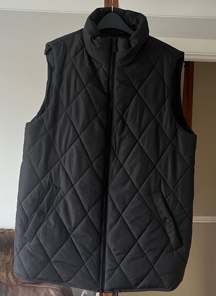 F&F @ Tesco Womens Black Quilted Padded Gilet : size 16 | in Spalding,  Lincolnshire | Gumtree