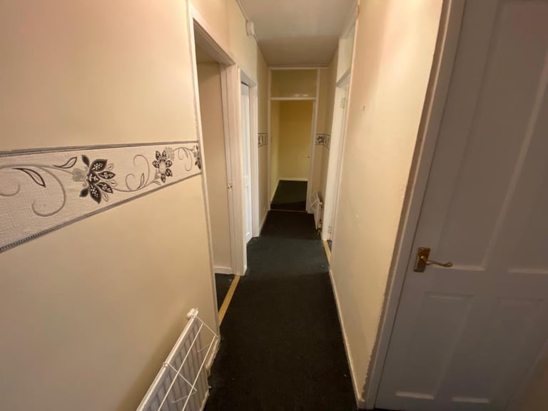 5 Madras Place Flat 0-1 Neilston G78 3PH  - Available Now