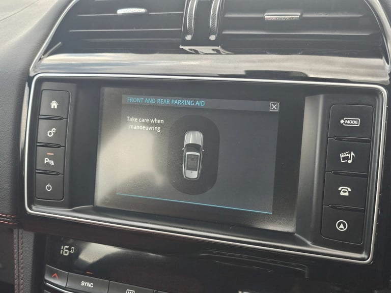 2017 Jaguar F-Pace 2.0 F-PACE R-Sport AWD D Auto 4WD 5dr SUV Diesel Automatic