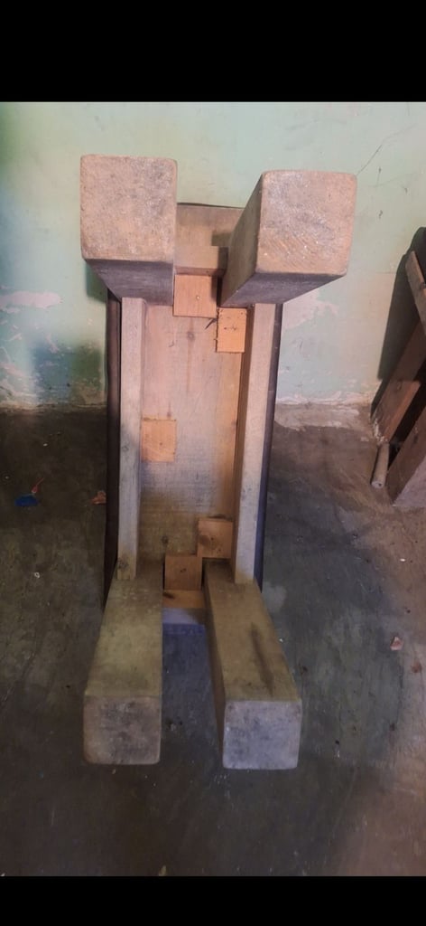 X2 HEAVY DUTY UNIQUE BENCHES