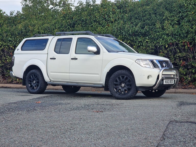 2012 Nissan Navara Double Cab Pick Up Outlaw 3.0dCi V6 231 4WD Auto PICK UP Diesel Automatic