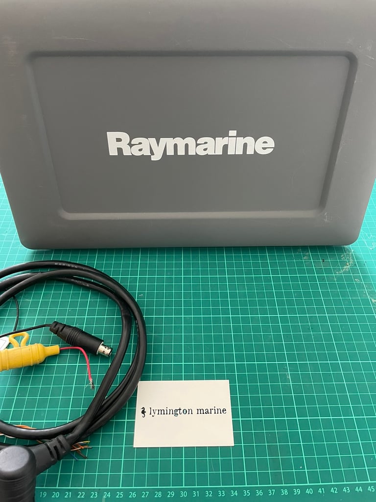Raymarine C120w Widescreen Multifunction Display