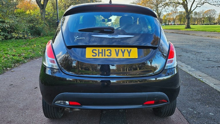 2013 Chrysler Ypsilon 1.2 S 5dr HATCHBACK Petrol Manual