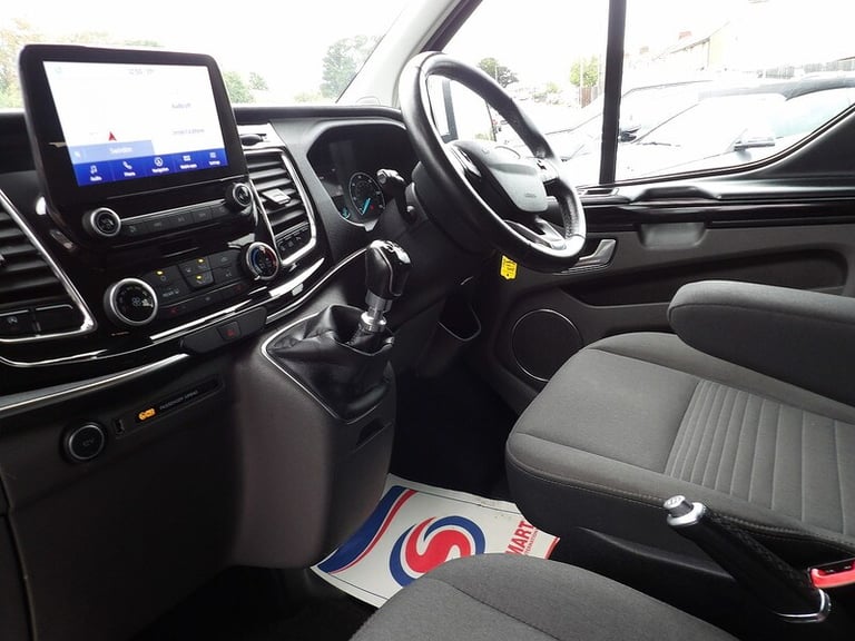 2021 Ford Tourneo Custom 2.0 EcoBlue 130ps Low Roof 8 Seater Titanium MPV DIESEL Manual