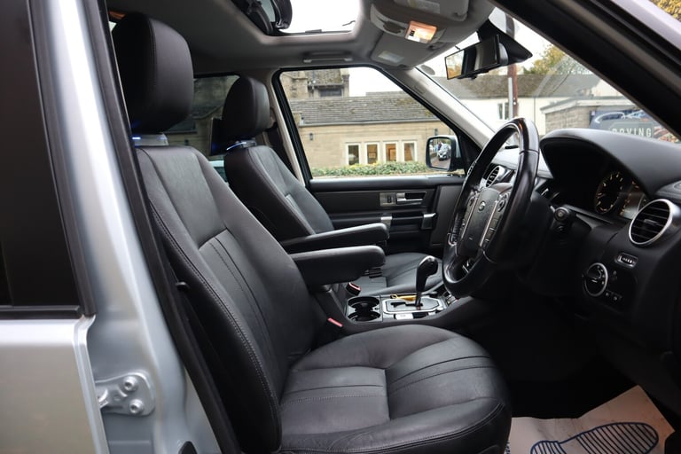 2010 Land Rover Discovery 4 5.0 V8 SE COMMANDSHIFT AUTO 4WD 5DR  4X4 Petrol Automatic