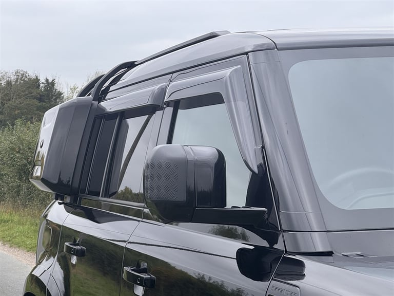 2023 Land Rover Defender 110 D300 HARD TOP X-DYNAMIC HSE COMMERCIAL NO VAT Car Derived Van Diesel...