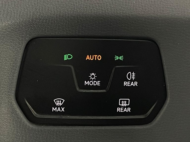 2021 Volkswagen ID.3 Pro Performance 58kWh Life Auto 5dr HATCHBACK Electric Automatic