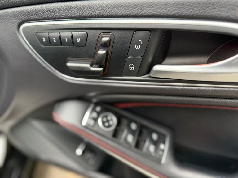 2014 Mercedes-Benz CLA 2.0 CLA45 AMG Coupe 4dr Petrol SpdS DCT 4MATIC Euro 6 (s/s) (360 ps) Saloo...
