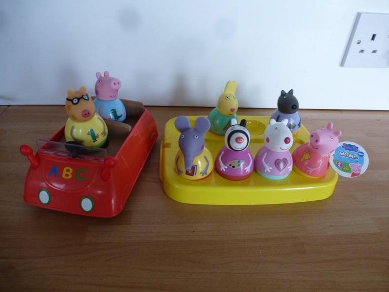image for Peppa Pig Weebles & car. £10 Bargain.
