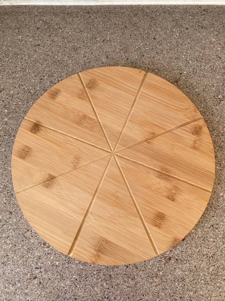 Circular Kitchen Wooden Chopping Board 