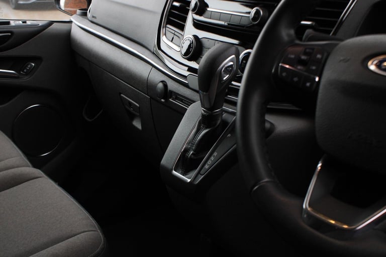 2021 Ford Tourneo Custom 2.0 320 EcoBlue Titanium Auto L1 Euro 6 (s/s) 5dr MPV Diesel Automatic